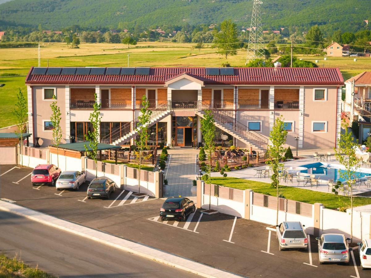 Hotel Royal Garden Nikšić Eksteriør bilde