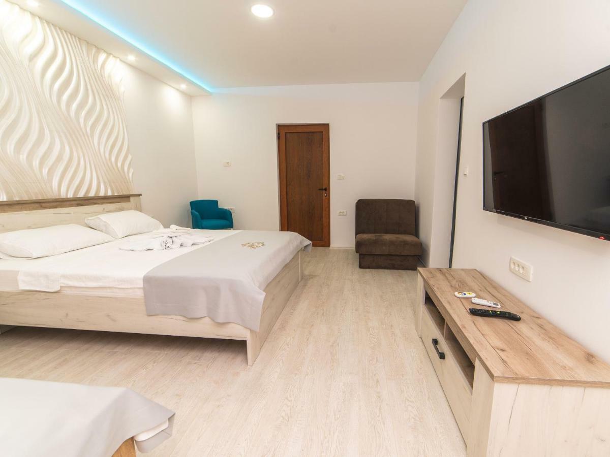 Hotel Royal Garden Nikšić Eksteriør bilde