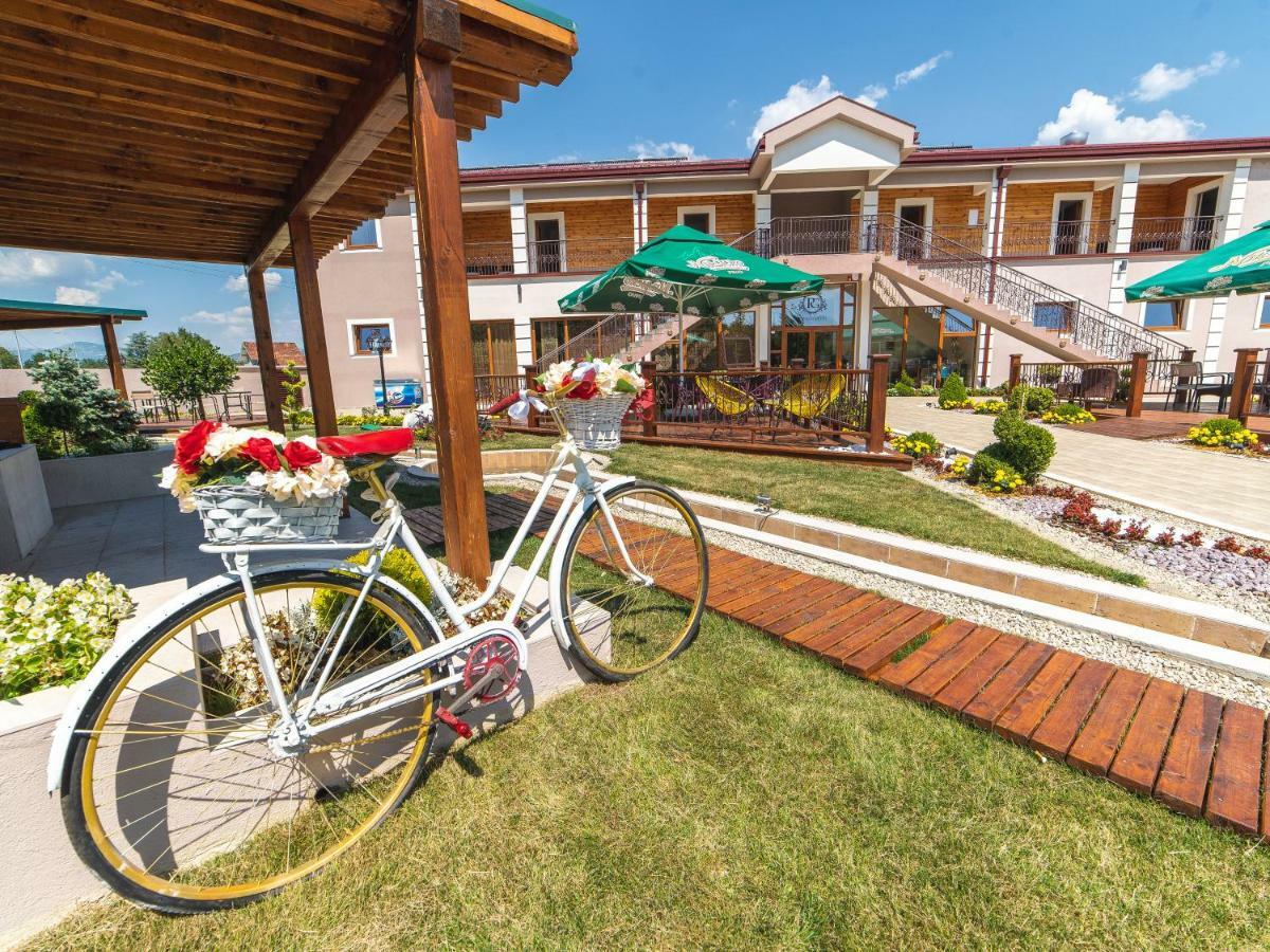Hotel Royal Garden Nikšić Eksteriør bilde