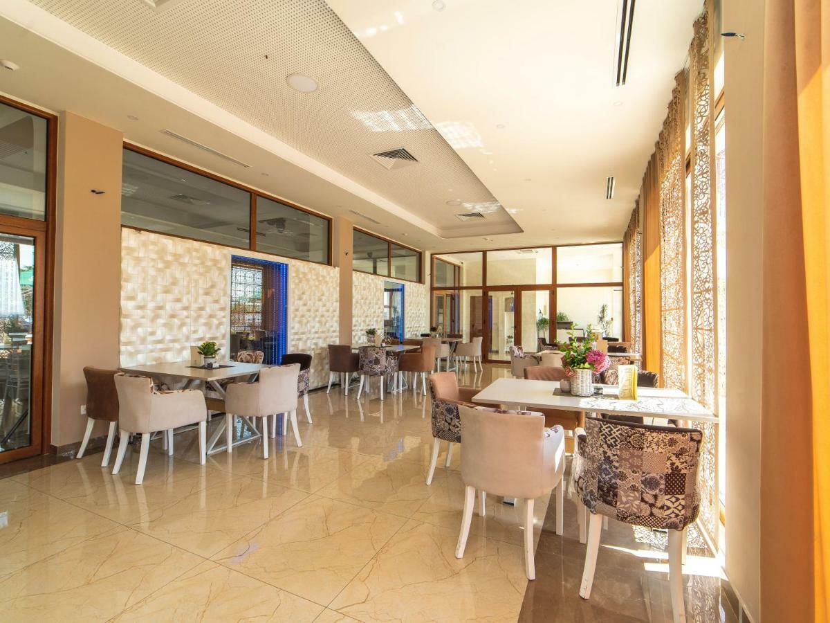 Hotel Royal Garden Nikšić Eksteriør bilde
