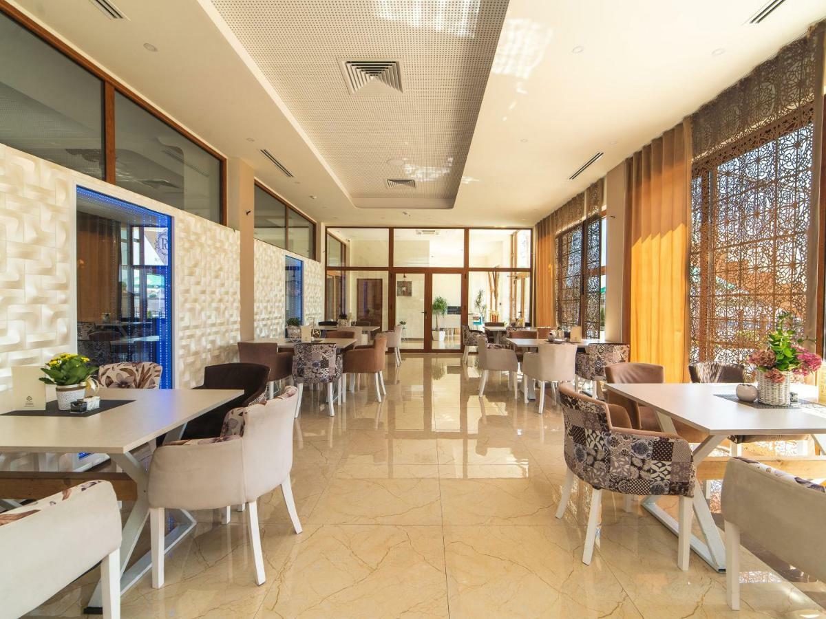 Hotel Royal Garden Nikšić Eksteriør bilde